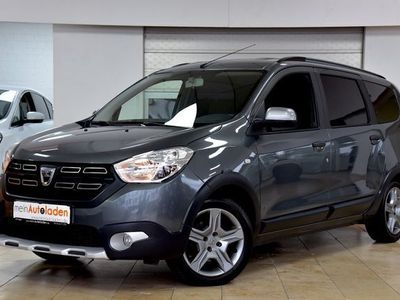 gebraucht Dacia Lodgy Stepway 7-Sitzer *1.HAND*NAVI*AHK*KAMERA*