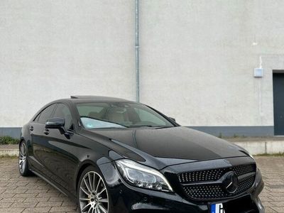 gebraucht Mercedes CLS350 4-Matic AMG Paket Distronic+ Multibeam