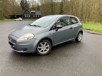 gebraucht Fiat Grande Punto 1,4 Anfänger PKW