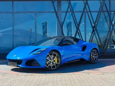 Usata Lotus Emira 405 CV (297 kW) 2023 Blu Coupé