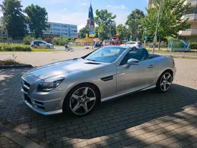 Gebraucht Mercedes SLK250 AMG line 204 PS (150 kW) 2016 Silber Cabrio
