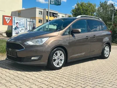 Gebraucht Ford Grand C-Max 120 PS (88 kW) 2016 Braun Van / Kleinbus