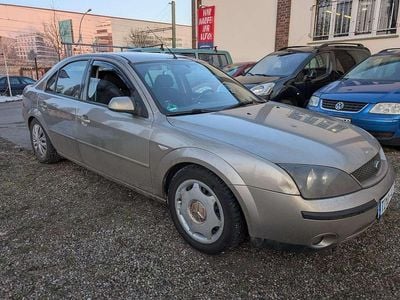 Gebraucht Ford Mondeo Ghia 145 PS (106 kW) 2002 Beige Limousine