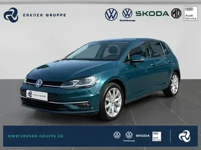 Gebraucht VW Golf VII Comfortline 110 PS (80 kW) 2018 Grün Limousine