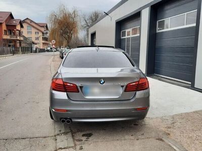 gebraucht BMW 520 Xdrive// INDIVIDUAL// DISTRONIC PLUS