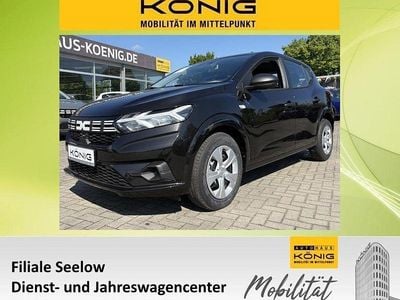 Neu Dacia Sandero Essentiel 91 PS (66 kW) 2025 Schwarz Limousine