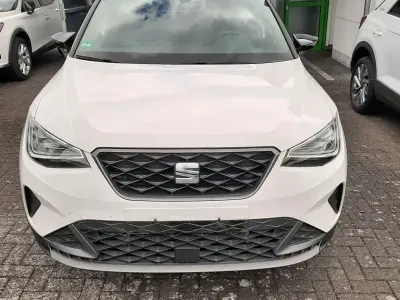 Gebraucht Seat Arona FR 156 PS (114 kW) 2024 Weiß SUV