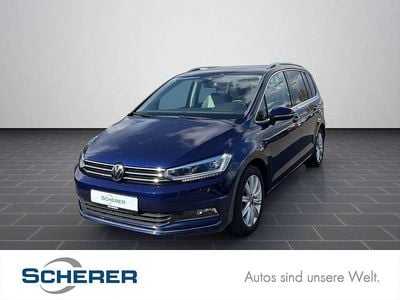 Gebraucht VW Touran Highline 150 PS (110 kW) 2024 Atlantik blue metallic (metallic) Van / Kleinbus