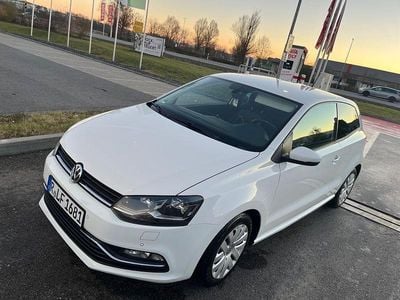 Gebraucht VW Polo Comfortline 90 PS (66 kW) 2015 Weiß