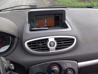 gebraucht Renault Clio GrandTour Clio TCe 100 TomTom Edition