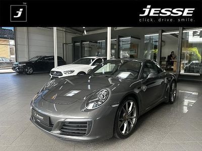 Porsche 911 Carrera