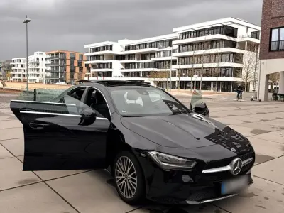 Gebraucht Mercedes CLA220 190 PS (139 kW) 2020 Schwarz Limousine