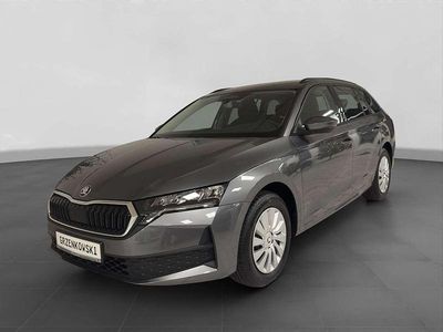 Neu Skoda Octavia Essence 116 PS (85 kW) 2025 Graphitegrau metallic Kombi