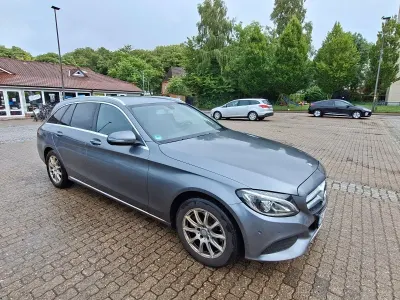 Gebraucht Mercedes 220 188 PS (138 kW) 2017 Grau Kombi