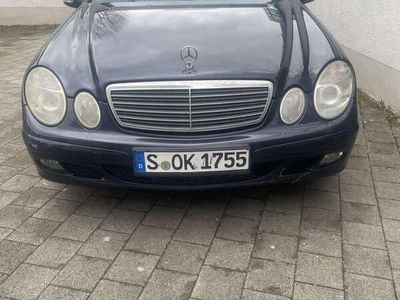 Mercedes E220