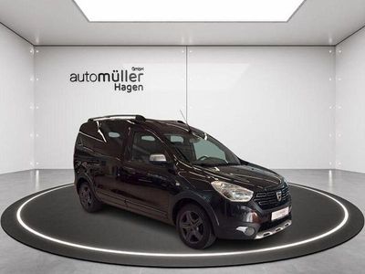 Schwarz Gebraucht 2020 Dacia Dokker Stepway Van / Kleinbus | 12.450 € (Fairer Preis)