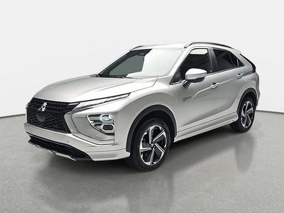 Silber Gebraucht 2025 Mitsubishi Eclipse Cross Select SUV | 30.490 € (Fairer Preis)