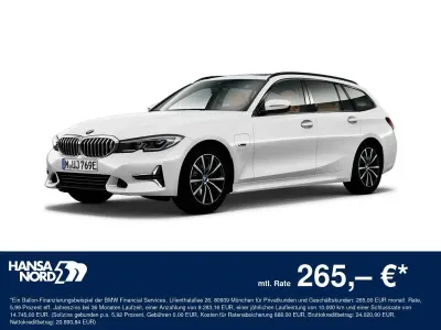 Gebraucht BMW 320e Luxury Line 204 PS (150 kW) 2022 Weiss / mineralweiss (metallic) Kombi