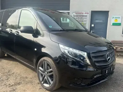 Gebraucht Mercedes Vito 163 PS (119 kW) 2019 Obsidianschwarz Van