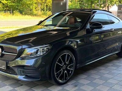 Usata Mercedes C300 AMG line 245 CV (180 kW) 2019 Coupé
