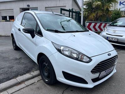 Gebraucht Ford Fiesta 75 PS (55 kW) 2016 Grün Van