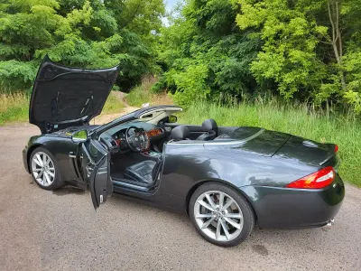 Używany Jaguar XKR Supercharged 510 KM (375 kW) 2010 Szary Kabriolet