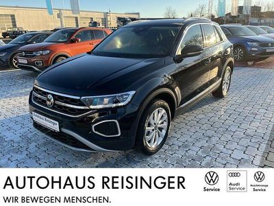 Second-hand VW T-Roc Style 150 CP (110 kW) 2024 Negru SUV