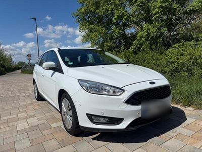 Gebraucht Ford Focus Business Edition 125 PS (91 kW) 2016 Weiß Kombi