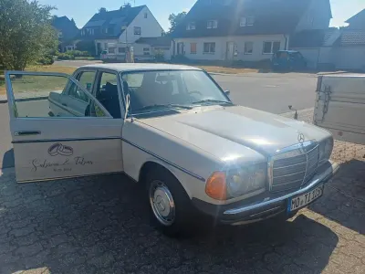 Gebraucht Mercedes 200 54 PS (39 kW) 1976 Weiß Limousine