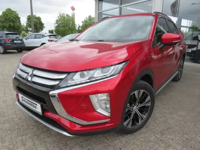 Gebraucht Mitsubishi Eclipse Cross Edition 163 PS (119 kW) 2018 Dynamik rot (d) SUV
