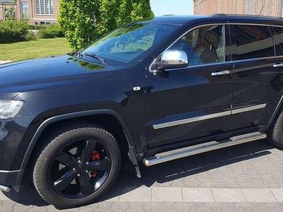 Second-hand Jeep Grand Cherokee Overland 241 CP (177 kW) 2013 Negru SUV