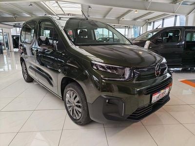 Nuova Citroën Berlingo 110 CV (80 kW) 2026 Verde Monovolume