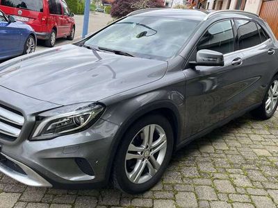 Mercedes GLA250