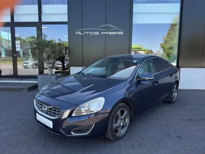 Gebraucht Volvo S60 215 PS (158 kW) 2012 Blau Limousine