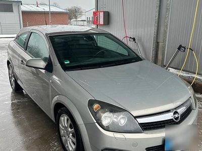 Gebraucht Opel Astra GTC 105 PS (77 kW) 2007 Silber Coupé