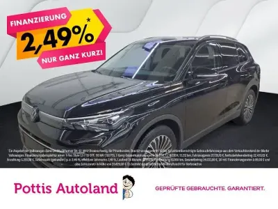 Gebraucht VW Tiguan Goal 131 PS (96 kW) 2025 Schwarz SUV