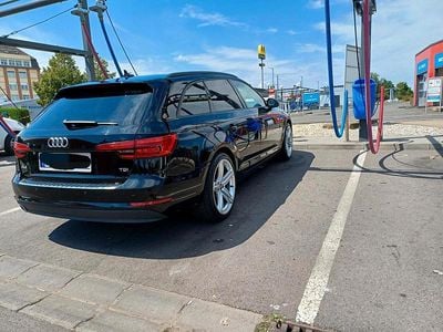 Gebraucht Audi A4 150 PS (110 kW) 2016 Schwarz Kombi