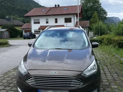 Gebraucht Ford C-MAX 125 PS (91 kW) 2016 Braun Van / Kleinbus