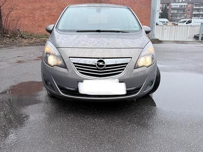 Gebraucht Opel Meriva 105 PS (77 kW) 2010 Andere farben Van / Kleinbus