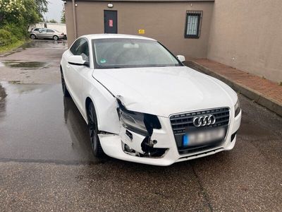 gebraucht Audi A5 2.0 2011 Unfall