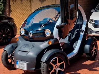 Gebraucht Renault Twizy Intens 8 kW (12 PS) 2023 Schwarz Kleinwagen