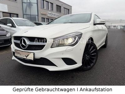 Usata Mercedes CLA180 Shooting Brake Urban 122 CV (89 kW) 2015 Bianco Station wagon
