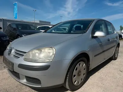 Gebraucht VW Golf IV 75 PS (55 kW) 2005 Silber Limousine