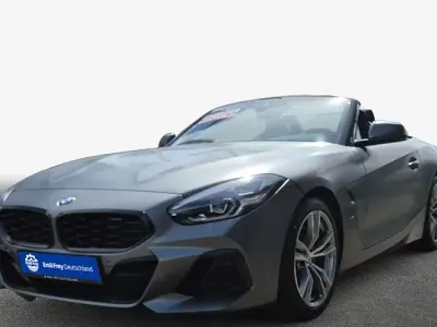 Neu BMW Z4 197 PS (144 kW) 2026 Grau Cabrio