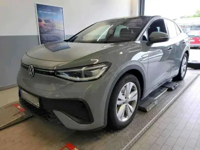Gebraucht VW ID.5 Pro Performance 150 kW (204 PS) 2022 Mondsteingrau SUV