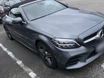 Usata Mercedes C220 AMG 194 CV (142 kW) 2019 Grigio Cabrio