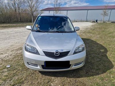Gebraucht Mazda 2 68 PS (50 kW) 2005 Silber Kleinwagen