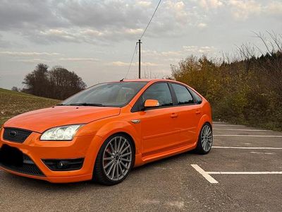 Gebraucht Ford Focus ST 225 PS (165 kW) 2006 Orange Kleinwagen