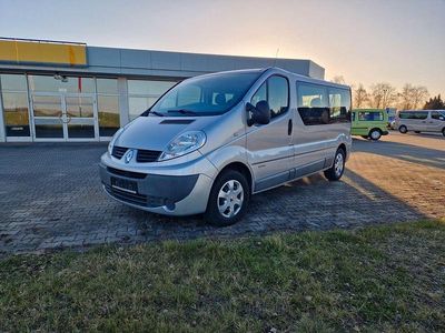 Gebraucht Renault Trafic Expression 114 PS (83 kW) 2014 Silber Van / Kleinbus