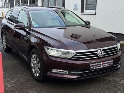 Gebraucht VW Passat R 150 PS (110 kW) 2017 Rot Kombi